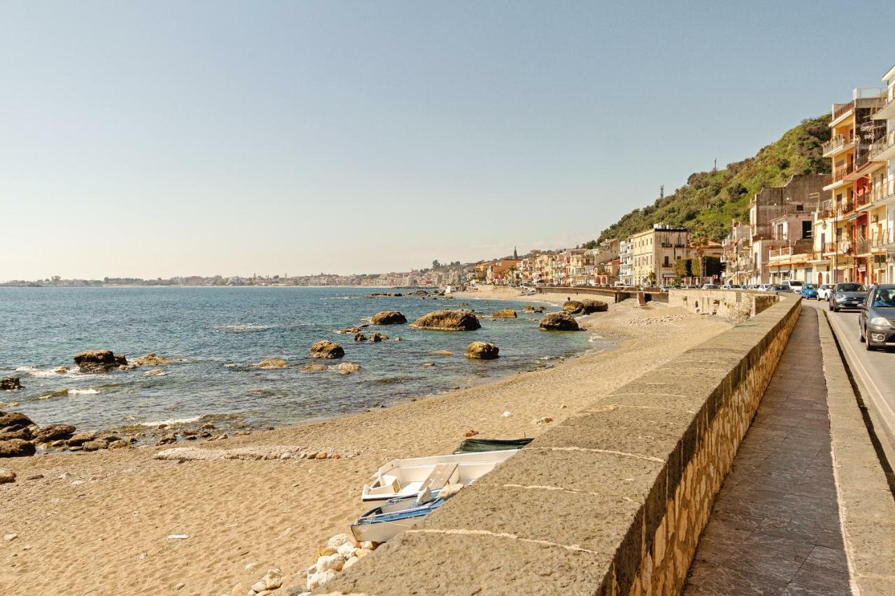 Seaview Terrace Sunny Apartment Giardini Naxos Ngoại thất bức ảnh